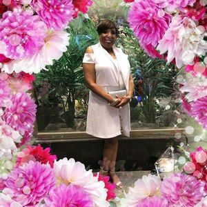 Meet your Posher, Yolanda